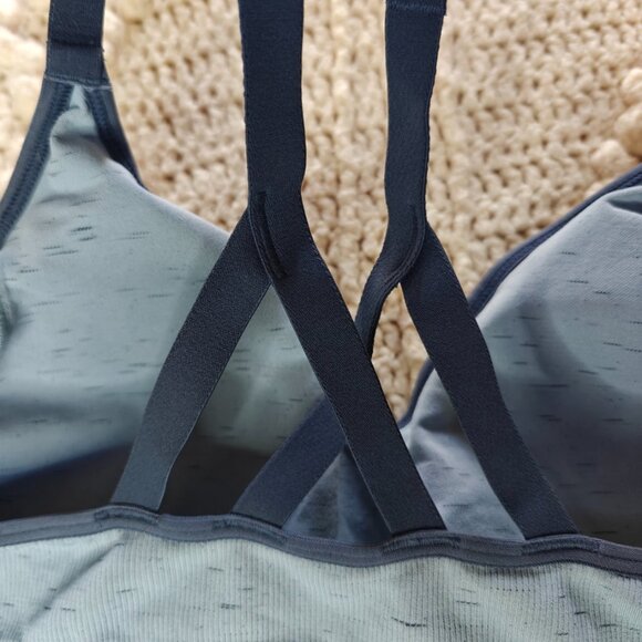 Under Armour Women's Seamless Low Impact Long Sports Bra Tech Blue Large - Picture 7 of 11